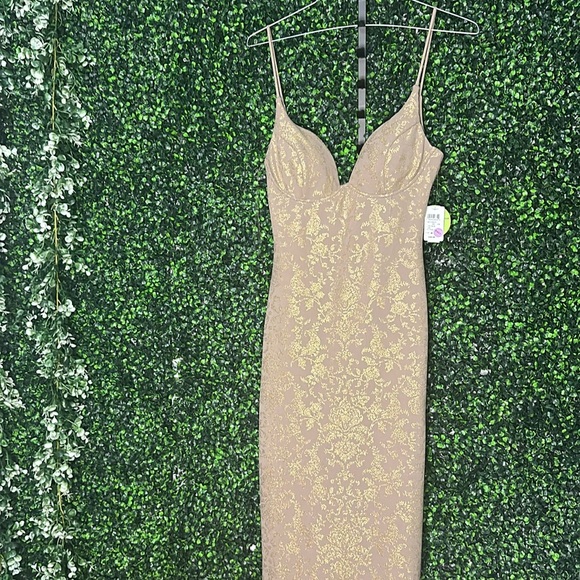 Windsor Dresses & Skirts - Maxi dress